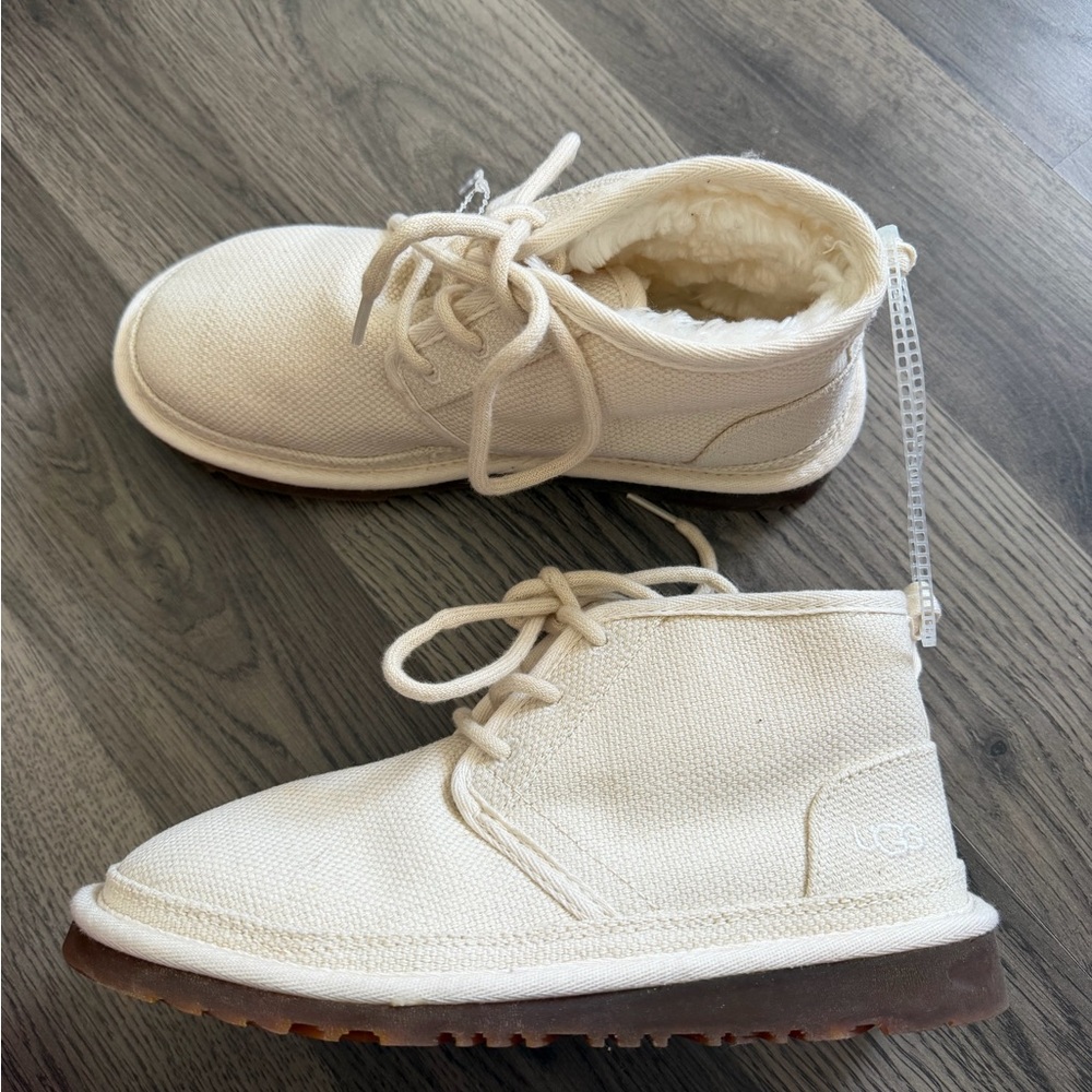 UGG women  Tan Ankle Boots